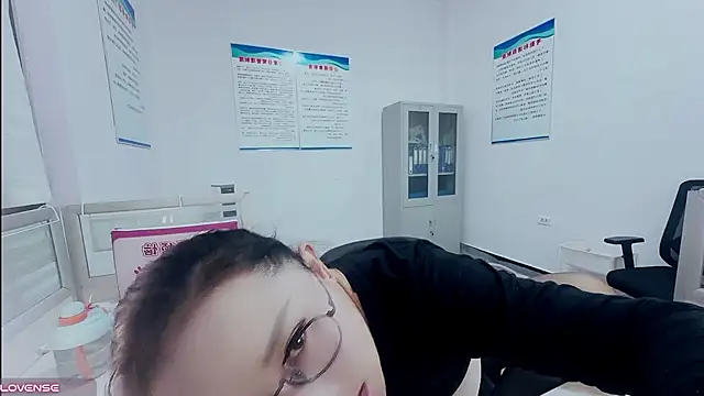 Fnai-136 - 真空上身乳夹三分钟最后完成目标的哥哥发私密…