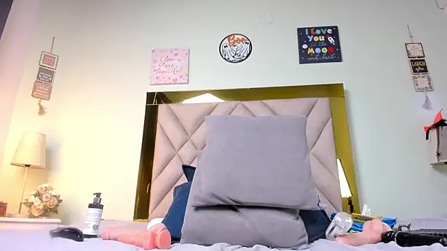 Karla_rossee - ultrahigh vibration x 3 minutes 💥🍆💦