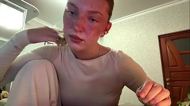 LatishaKrauel - Take off my clothes