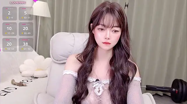 Uikyy1 - 要站在光里 不要光站在那里
