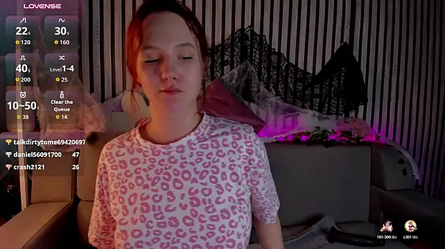 Casey_Sweeet - finger suck saliva
