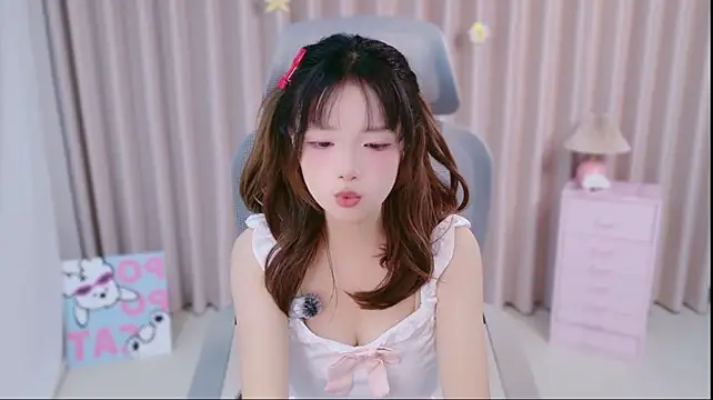 TangTang-1 - 穿女仆性感白丝扭腰~