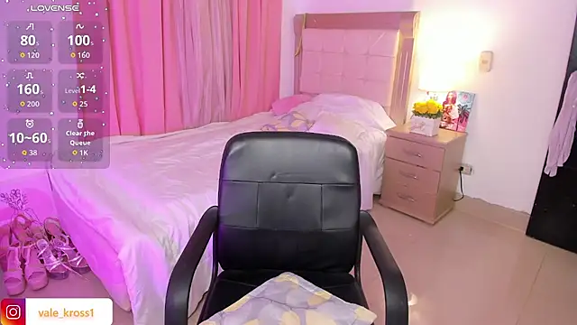 Vale_kross - MILK ON MY TITS