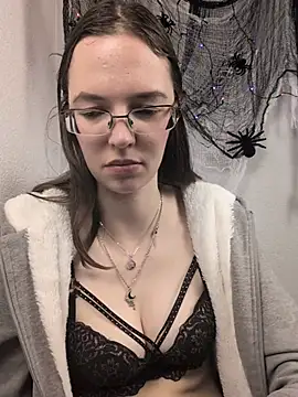MrsCrazy18 - 👣 Show Feet + Dirty Talk