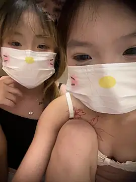 Angel-Sisters - 08姐妹深夜寂寞全裸大鸡巴抽插
