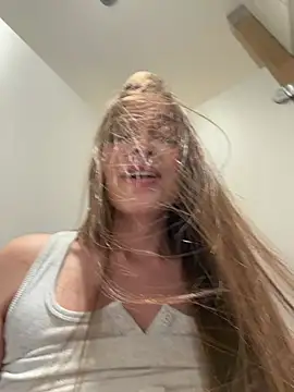 Nicole111 - Finger pussy till cum in public toilet