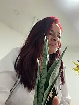 Dr_Nathalia_28 - A STRANGER GIVES 12 SMACKS TO EACH BUTT