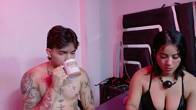 AliceandMax - SPANK HER TITS WITH WOOD X6