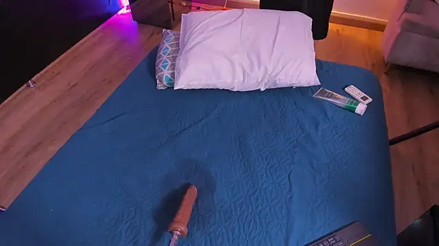 EmmilyElleen - Faster? Prove it 🔥