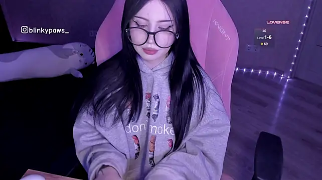 Blinkypaws - instant cum