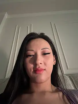 Wwasian - CLOSE UP PUSSY PLAY