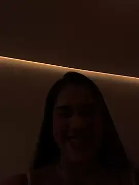 BellaLeclair_ - Flash boobs 😈😈