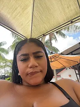 NayTorres - SHOWS TITS AND SALIVA IN PUBLIC