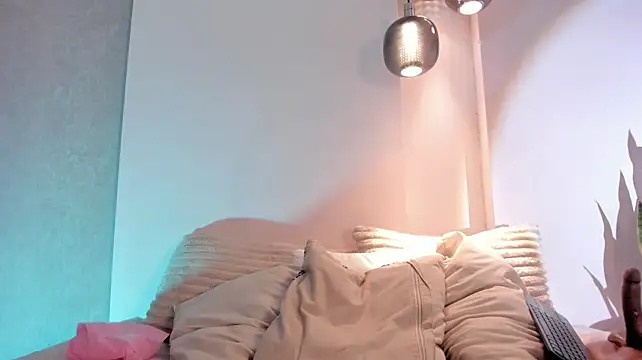 Angeline-777 - FLASH + BEND OVER 🍑🔥