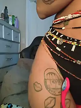 Butterflybootyy - Naked twerk