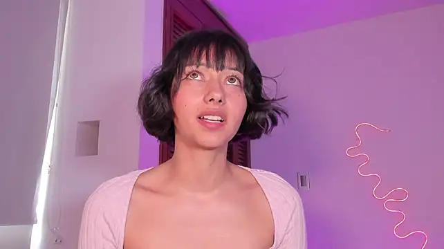 Londonttipton - pinch nipples