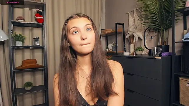 ReynaCarco - Play with panties close to you