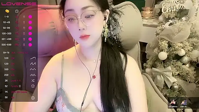 Monica-666888- - ✿❀檐下玉兰花事 白墙黛瓦旁， 玉兰漫染晴空。