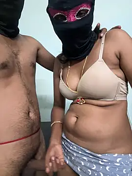 Tamil_sexy_couples - Outdoor fucking