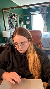Thatcutegirlwtheglasses - bra off!