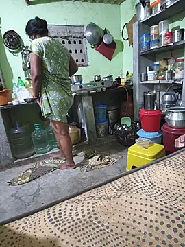 Tamilselviroja- - 🥰 full body oil massage 😍