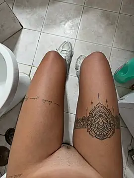 Thegirlofthemirror - Culo aperto a pecora