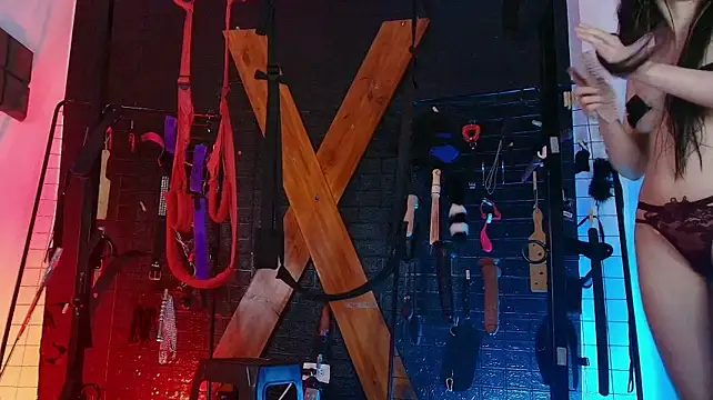Gaby_And_Max_Bdsm - WOOD BIG X15 ASS/CHEST 😈.