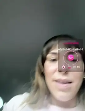 MommyGambit - Lotion my big titties