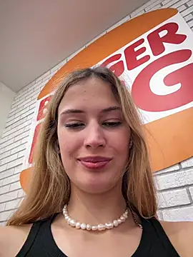 Blonde_exe - panty aside+rub clit close up at bk