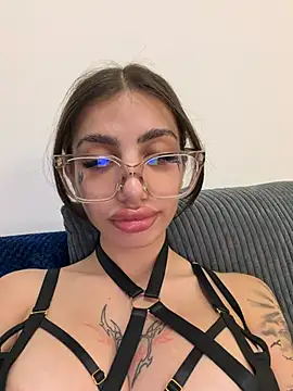 Neithhcole - show off my body and get oiled up🕯️