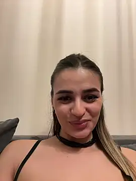 SelenaSweetie - Suck Dildo Deep