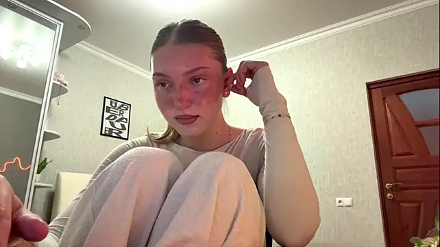 LatishaKrauel - Take off my clothes