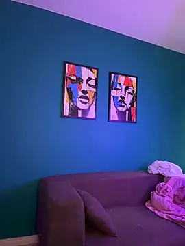 Valentina_Saint - OIL ON THE BODY - ALL GLASS