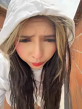 LolliePopsXXX - FINGERING PUSSY IN PUBLIC 🤫