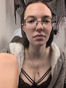 MrsCrazy18 - 👣 Show Feet + Dirty Talk