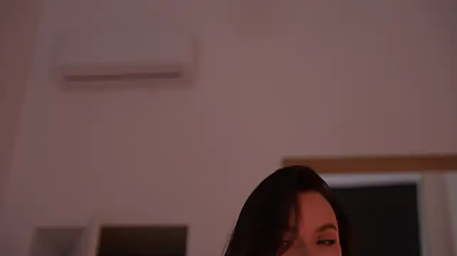 Ibiddi - Glass dildo in pussy