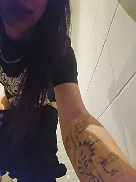 U_prolazu - Dildo deeptroath in public