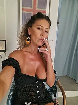 CelynaRoss - Squirt
