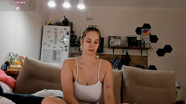 Hot__K - wet my pussy