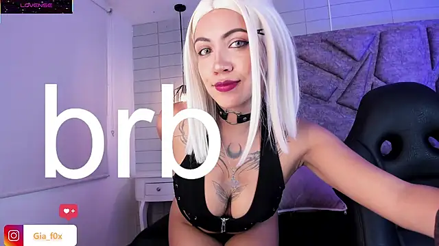 Gianna_foxy - Play with big plug