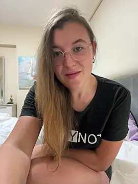 AlinaMeiier - Massage your Pussy in Panties 🍑