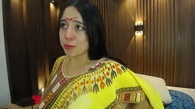 _tamara_priya_ - oil tits