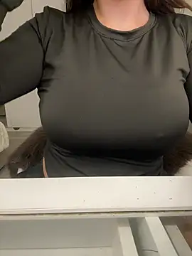 Miiss_Mystique - Show ass in pants 🍑