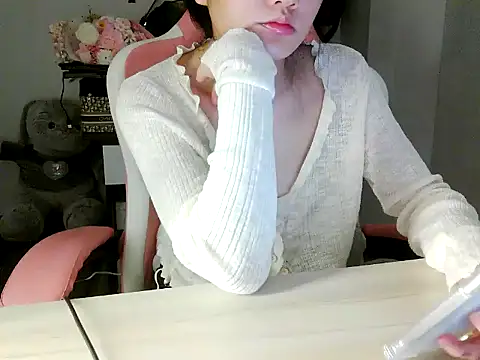 Linh-Barbie - 🌷• show boobs(khoe ngực)