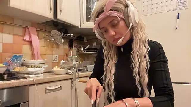 Yeniferyyyy - slap my ass x3