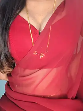 Shriya_reddy - Topless for 3mnts