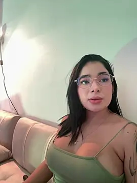 Amy_ruizz - Boob Tease - Hands Only 🍒