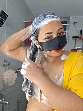 Bristy--- - Boobs in ice
