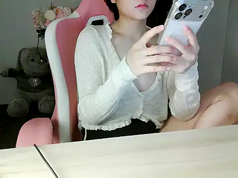 Linh-Barbie - 🌷• show boobs(khoe ngực)