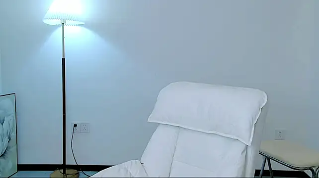 Lili-6677 - 撕掉乳贴